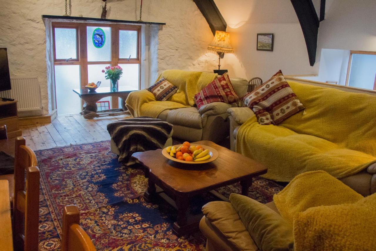 James John Hamilton House And Backpacker Hostel Fishguard Ngoại thất bức ảnh